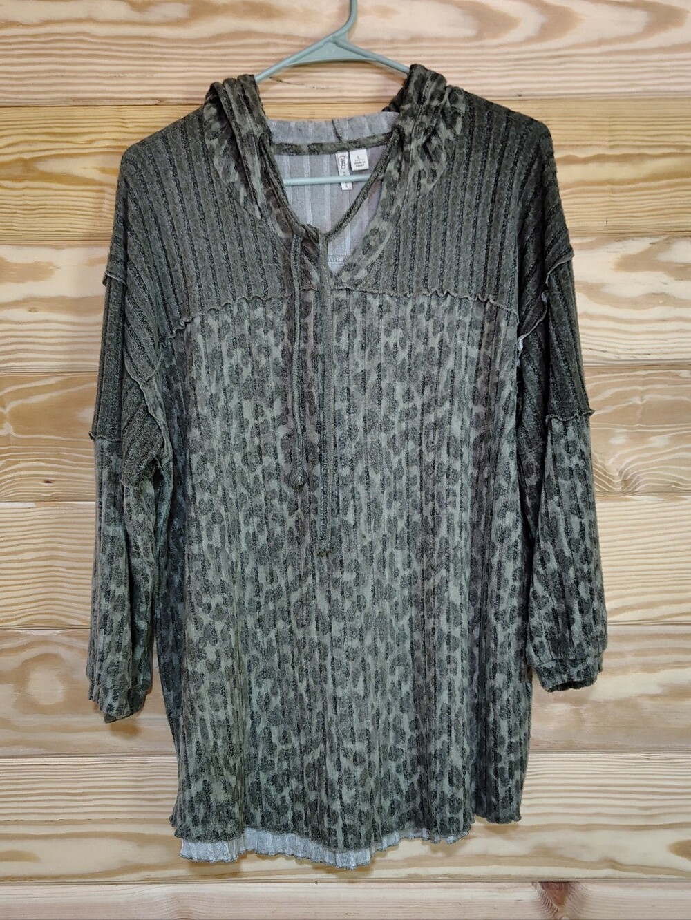 Cato Olive Green Animal Print Hooded Tunic Top Textured Boho Fall Popover